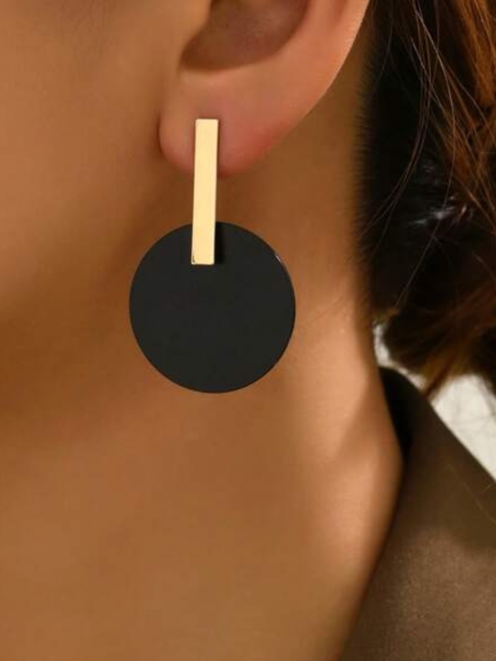 NWT Black and Gold Disc Drop Earrings
